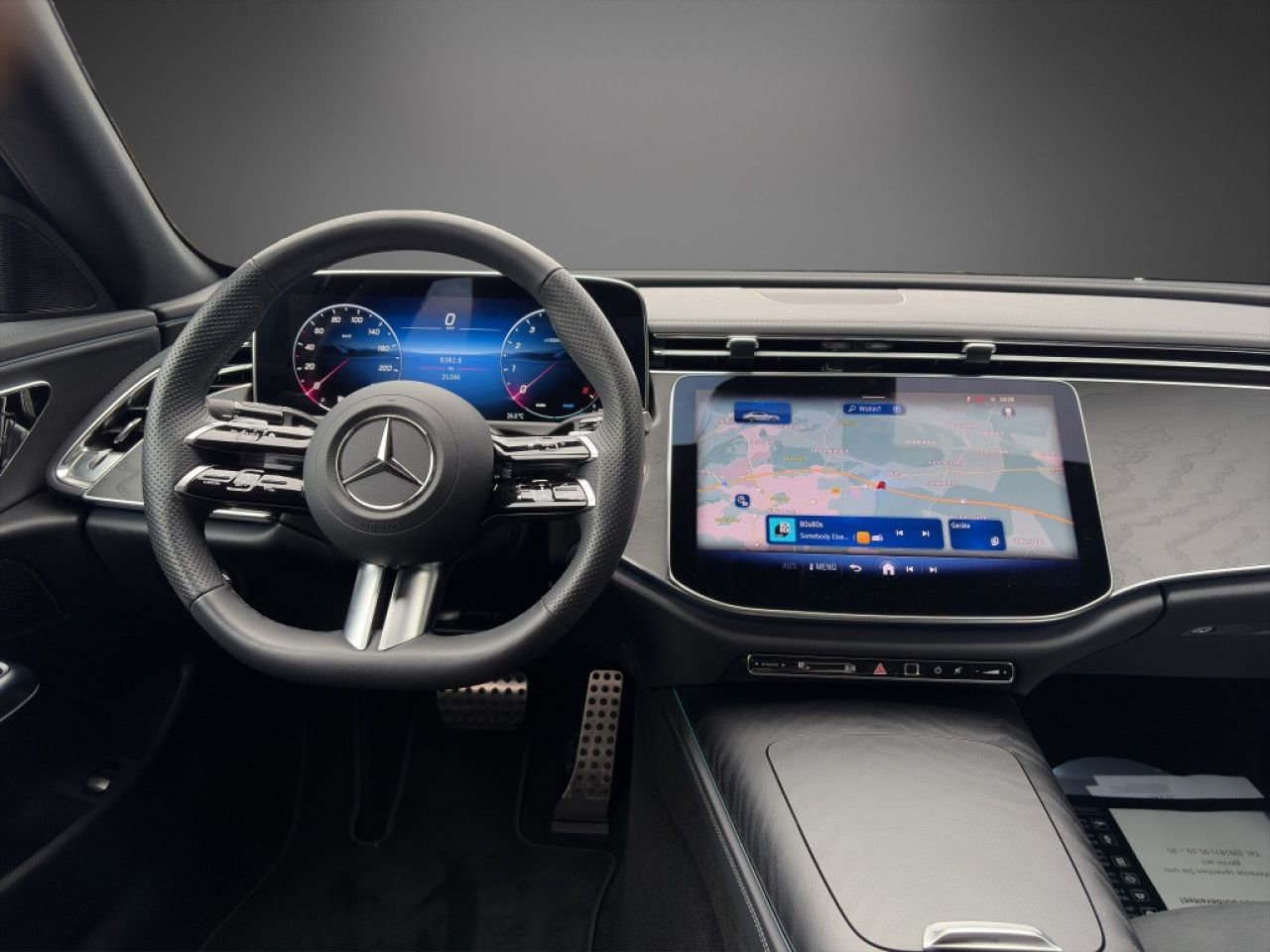 Mercedes-Benz E-Klasse – Bild 12