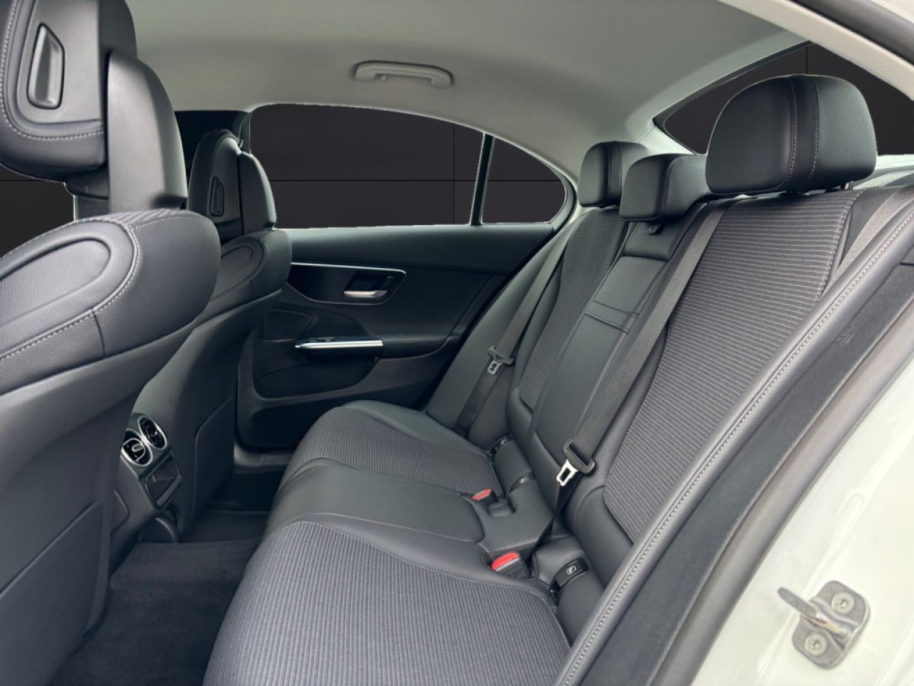 Mercedes-Benz C-Klasse – Bild 13
