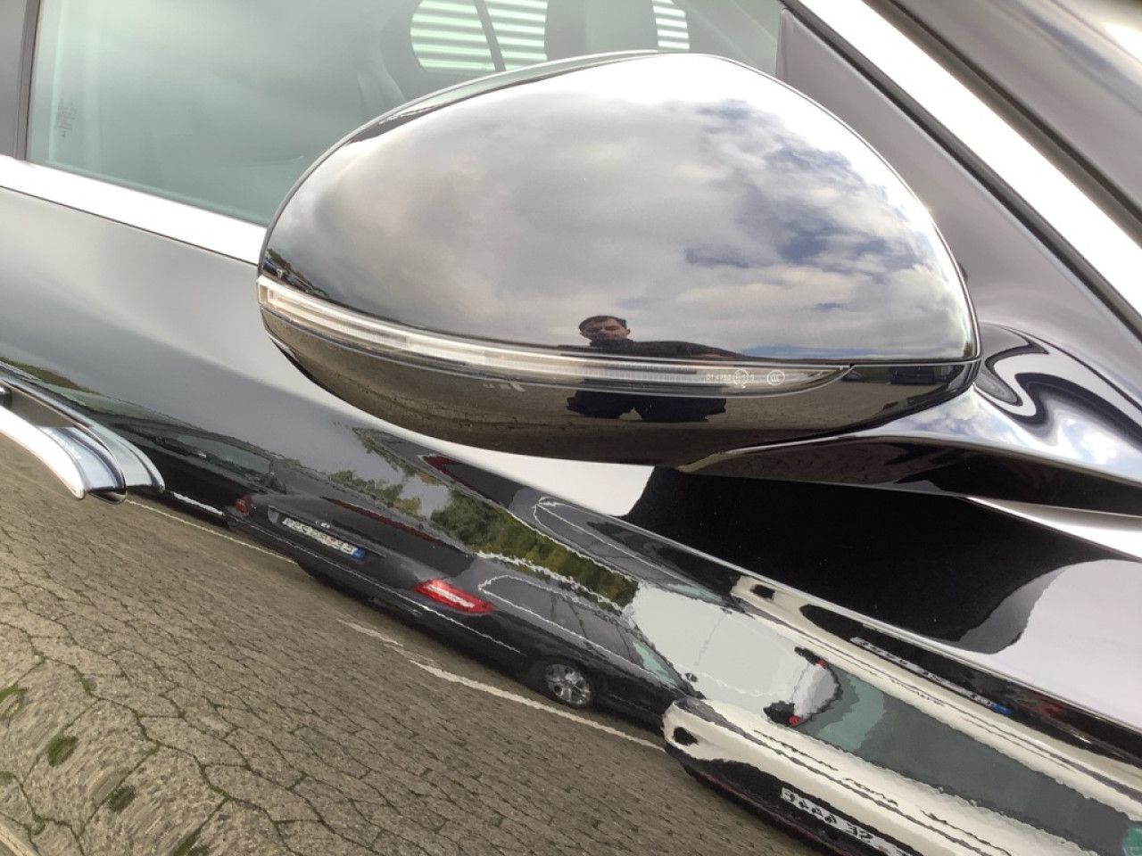 Mercedes-Benz E-Klasse – Bild 3