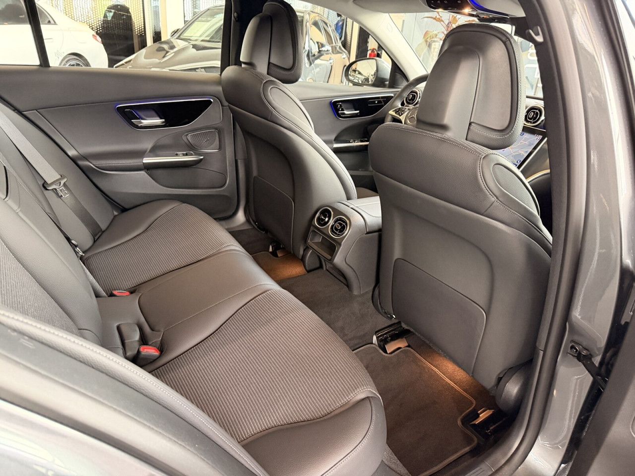 Mercedes-Benz C-Klasse – Bild 24