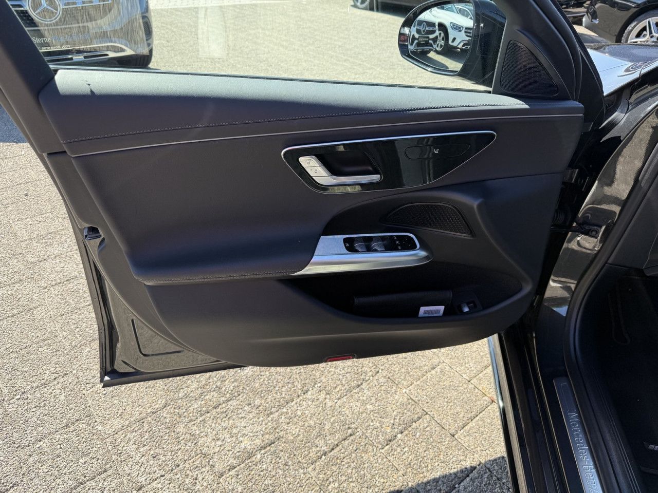 Mercedes-Benz E-Klasse – Bild 18
