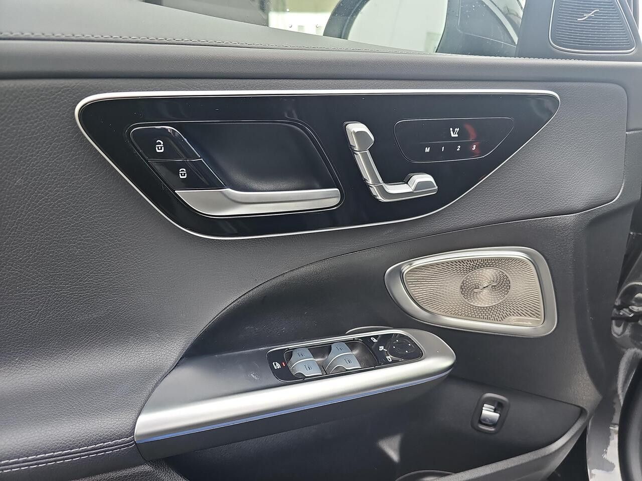 Zdjęcie pojazdu 12 / 24