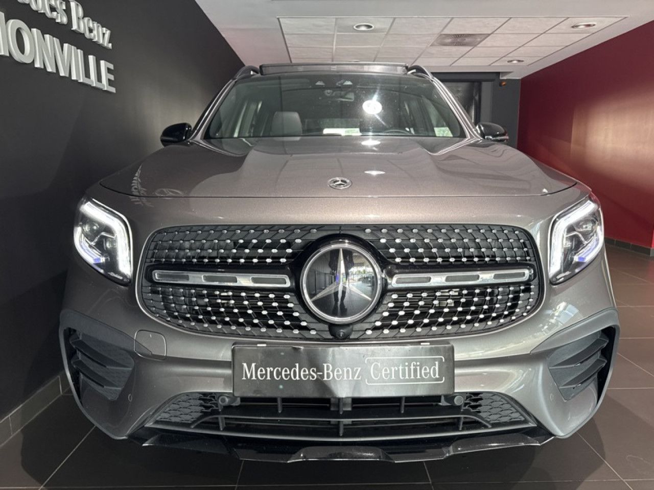 Photo du véhicule 2 / 18