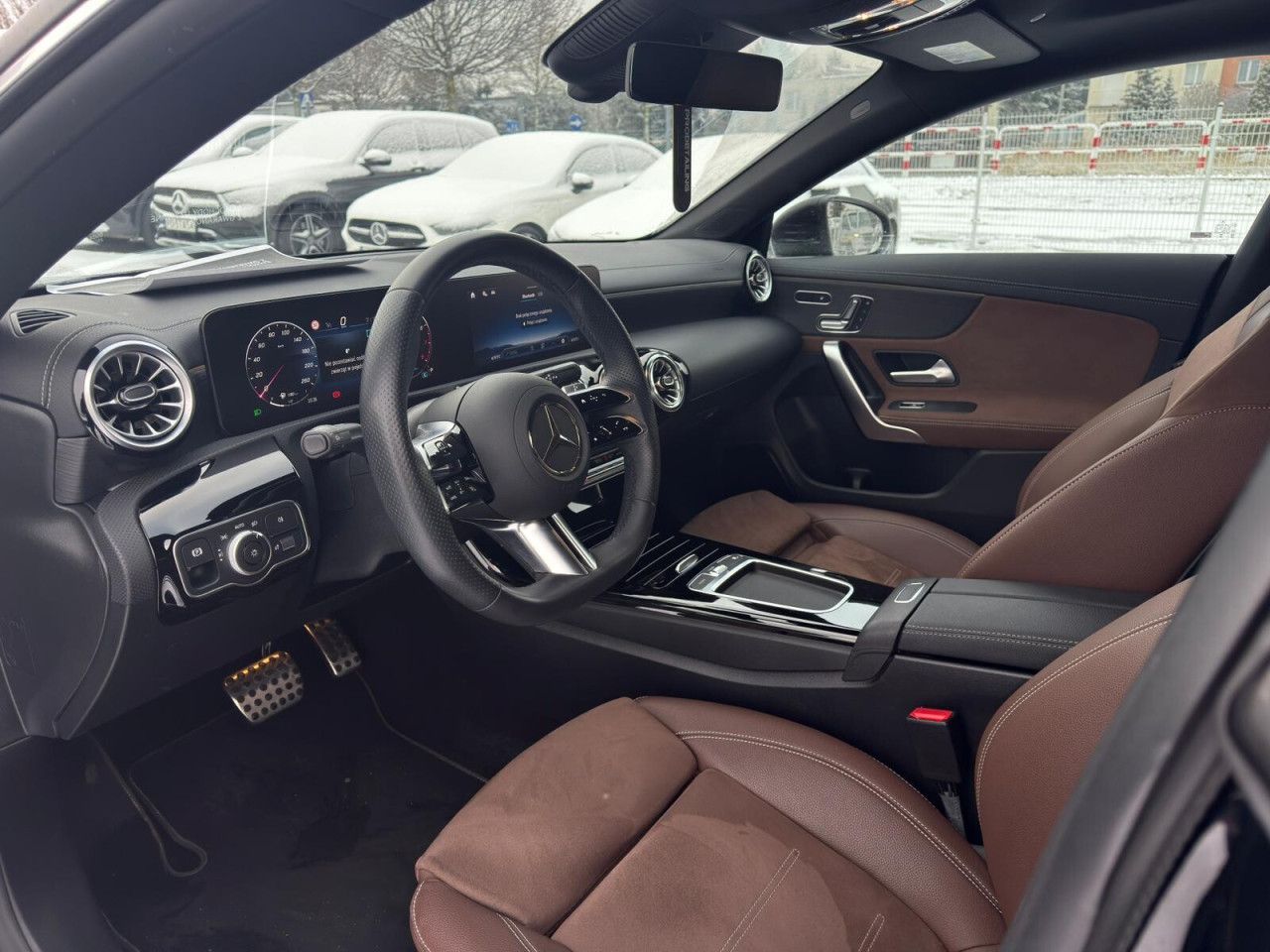 Zdjęcie pojazdu 7 / 8