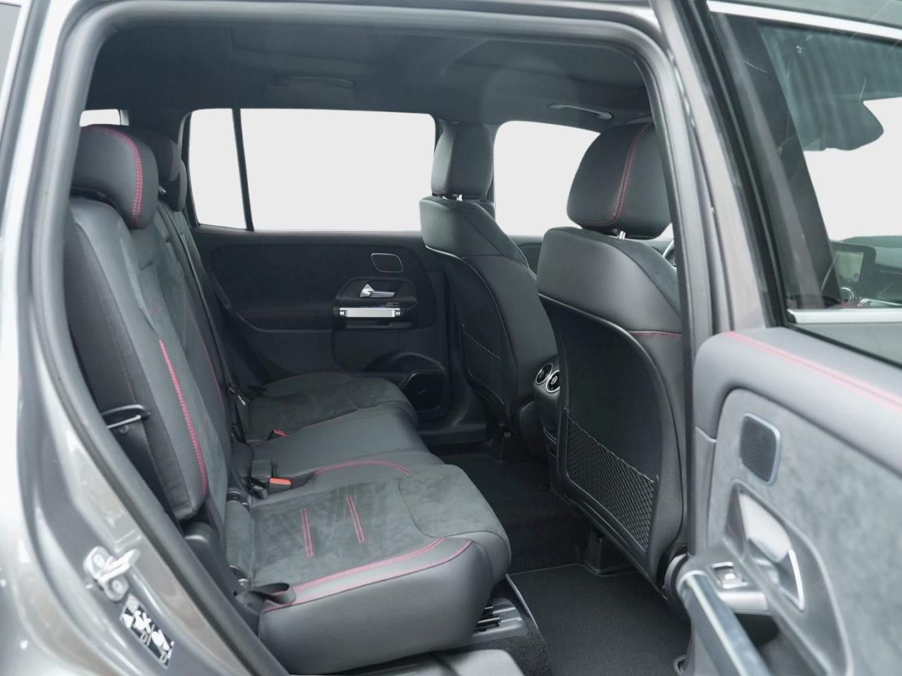 Mercedes-Benz GLB – Bild 11