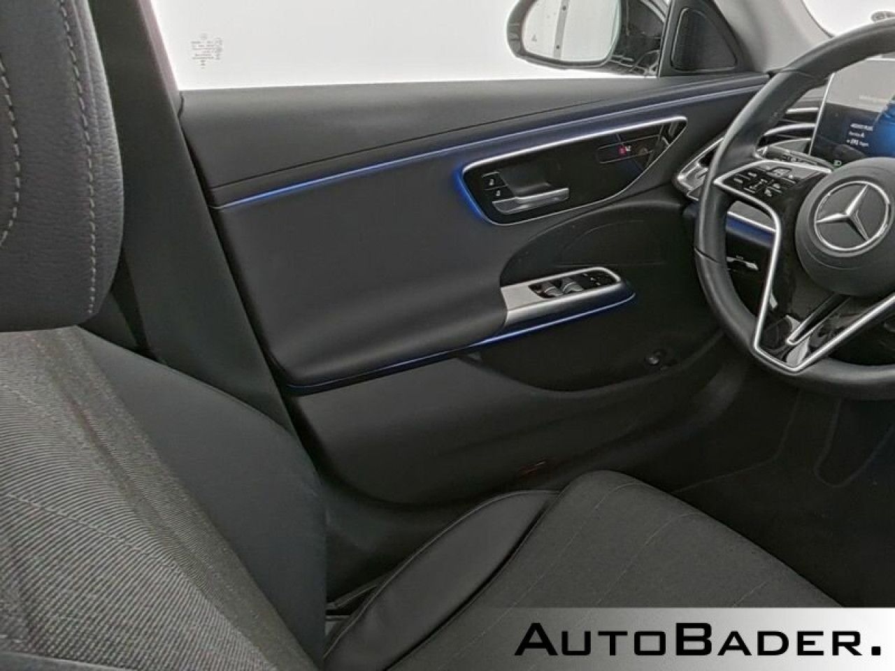 Mercedes-Benz E-Klasse – Bild 9