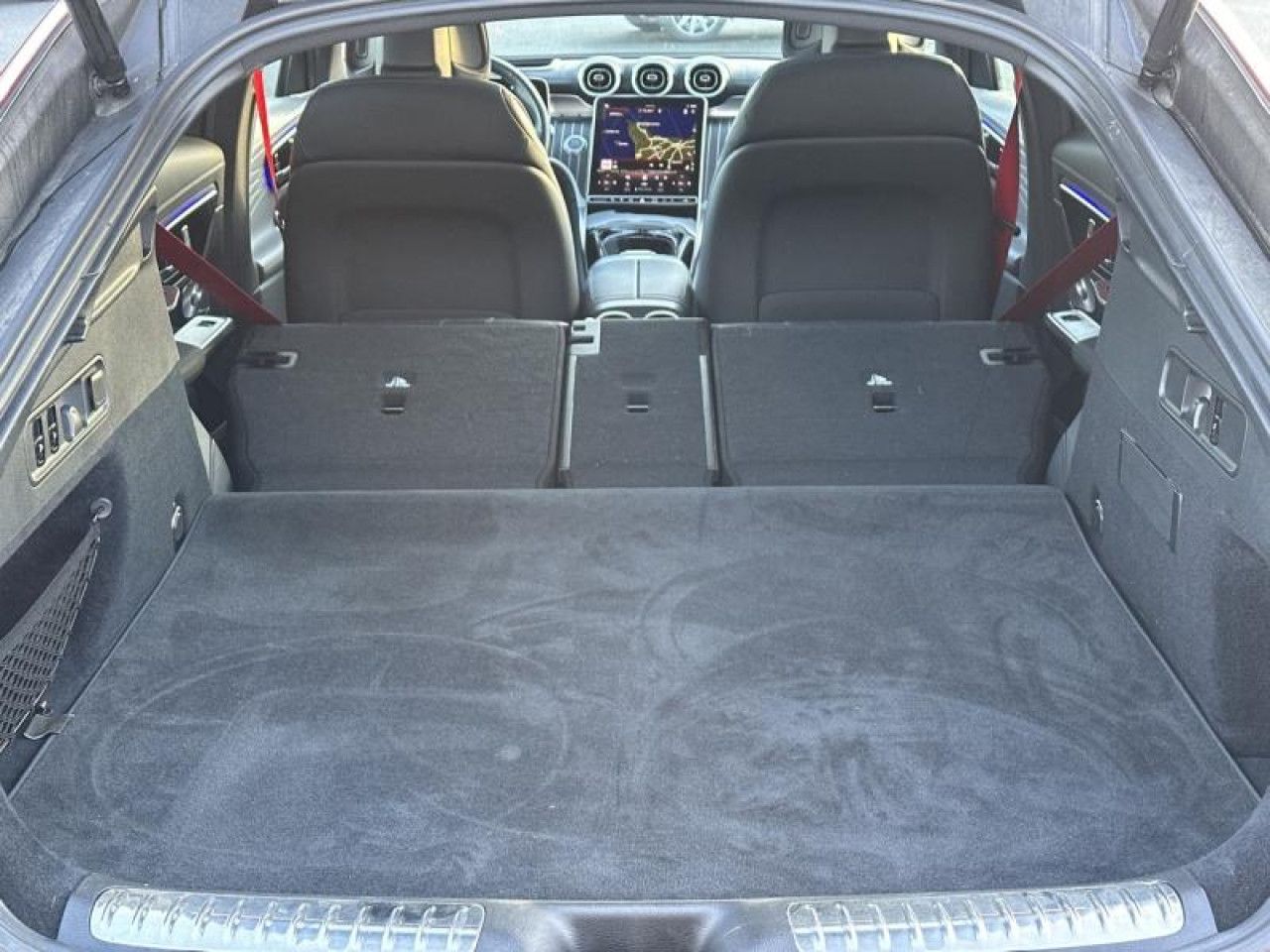 Photo du v&eacute;hicule 16 / 18