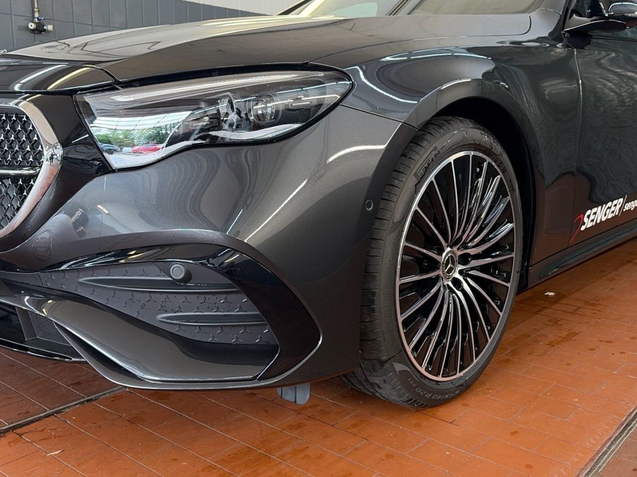 Mercedes-Benz E-Klasse – Bild 5