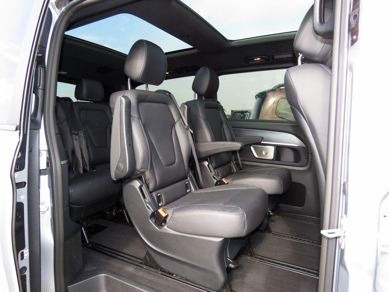 Mercedes-Benz V-Klasse – Bild 11