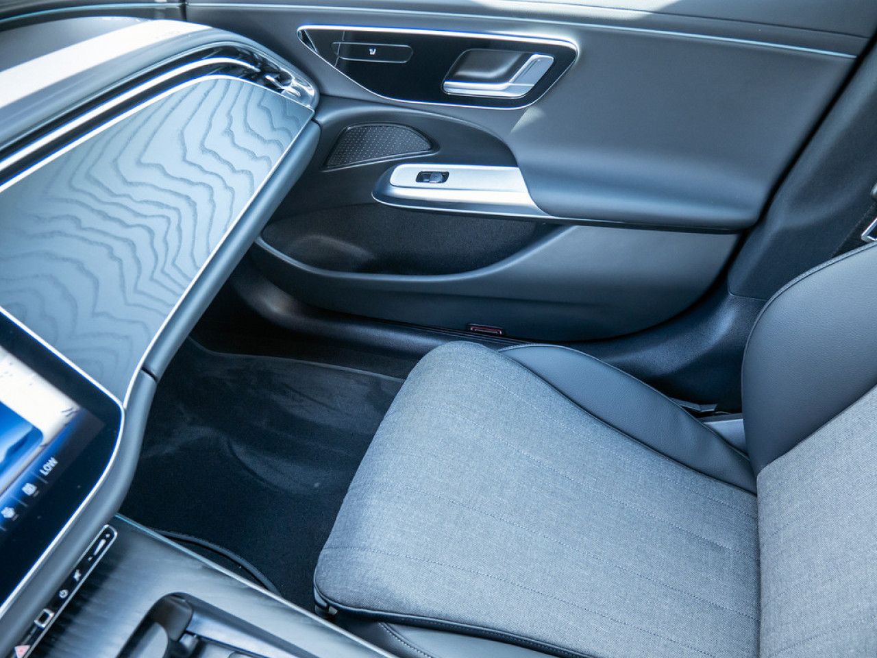 Mercedes-Benz E-Klasse – Bild 15
