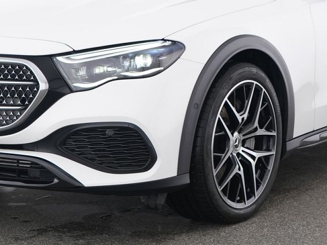 Last viewed vehicle image 3