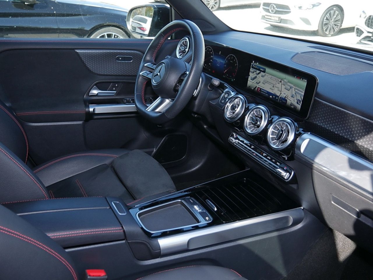 Mercedes-Benz GLB – Bild 4