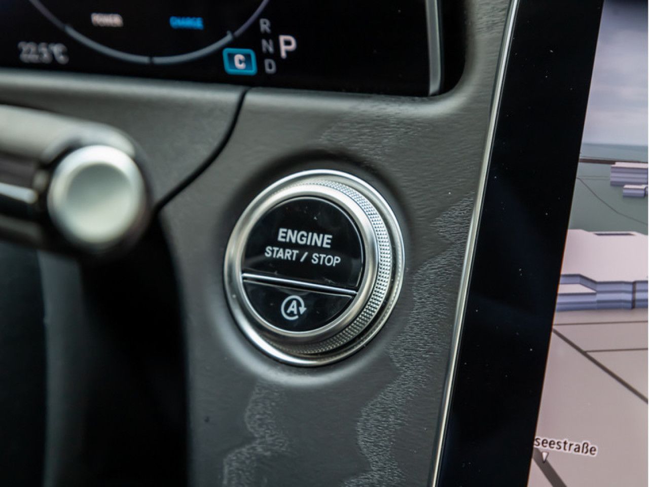 Mercedes-Benz E-Klasse – Bild 16