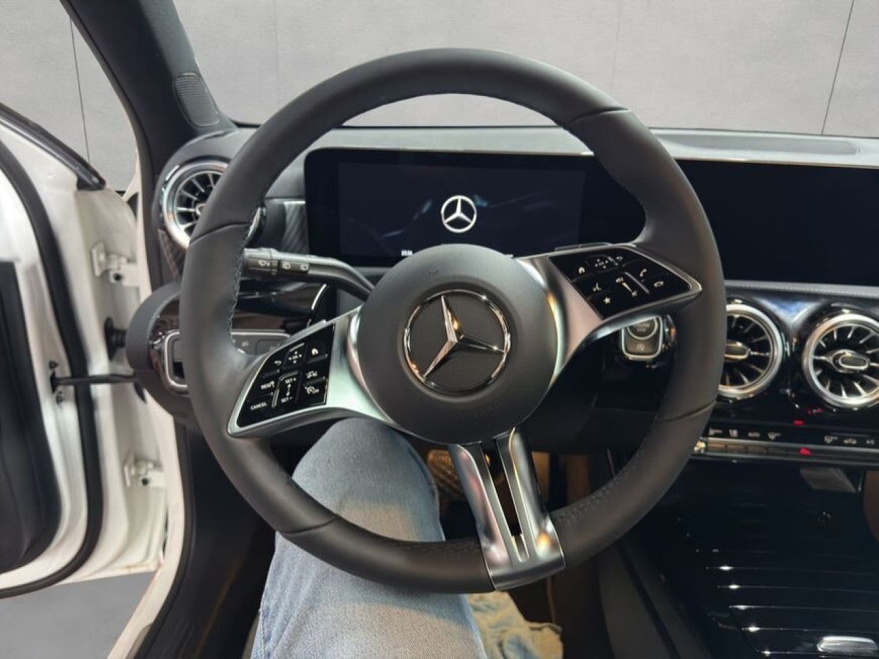 Fahrzeugbild 11 / 25