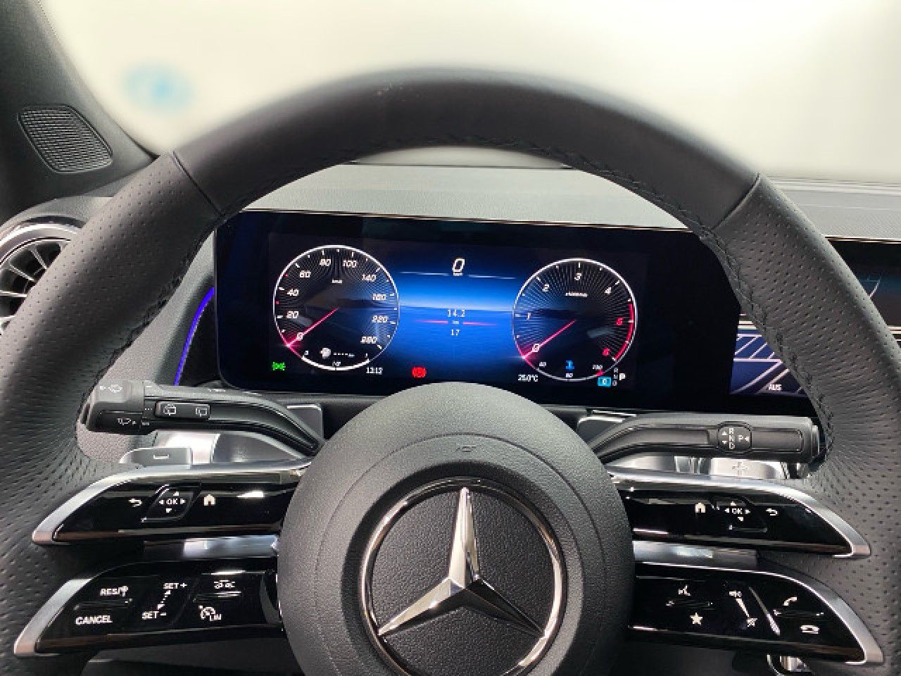 Mercedes-Benz GLB – Bild 7