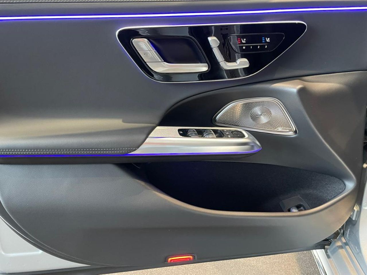 Mercedes-Benz E-Klasse – Bild 3