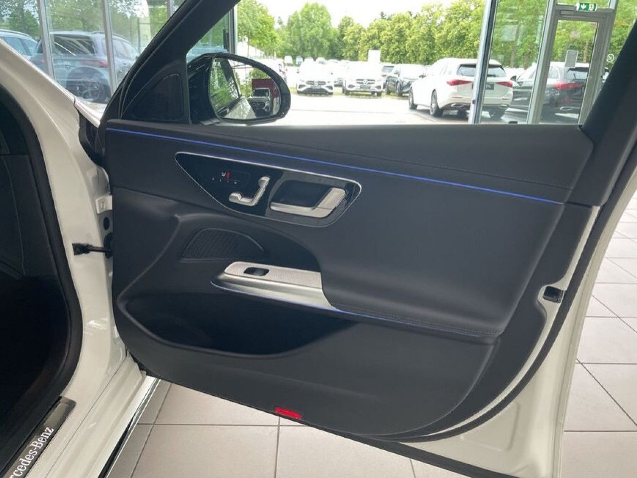 Mercedes-Benz E-Klasse – Bild 20