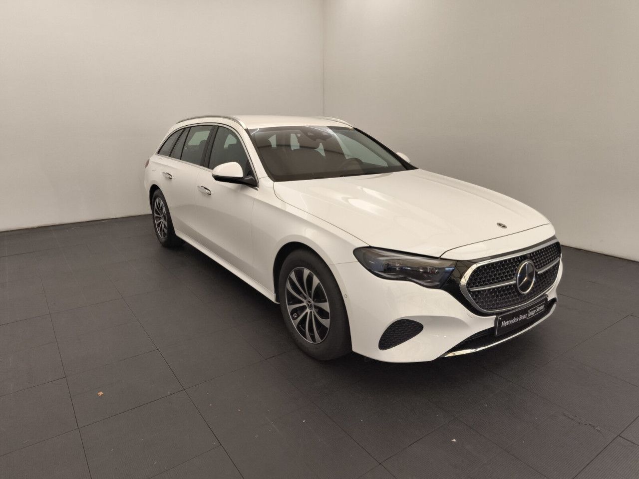 Mercedes-Benz E-Klasse – Bild 3