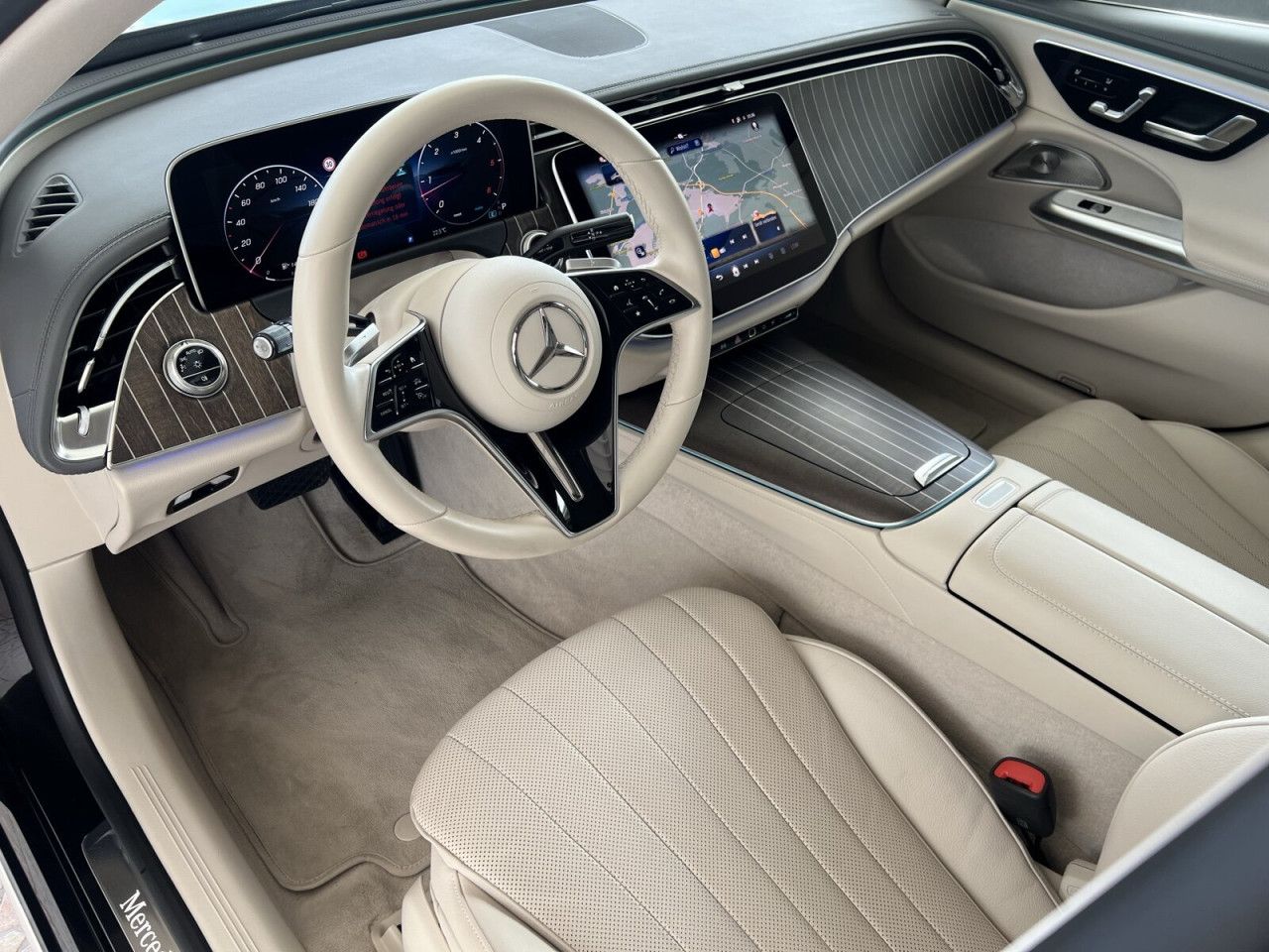 Mercedes-Benz E-Klasse – Bild 9