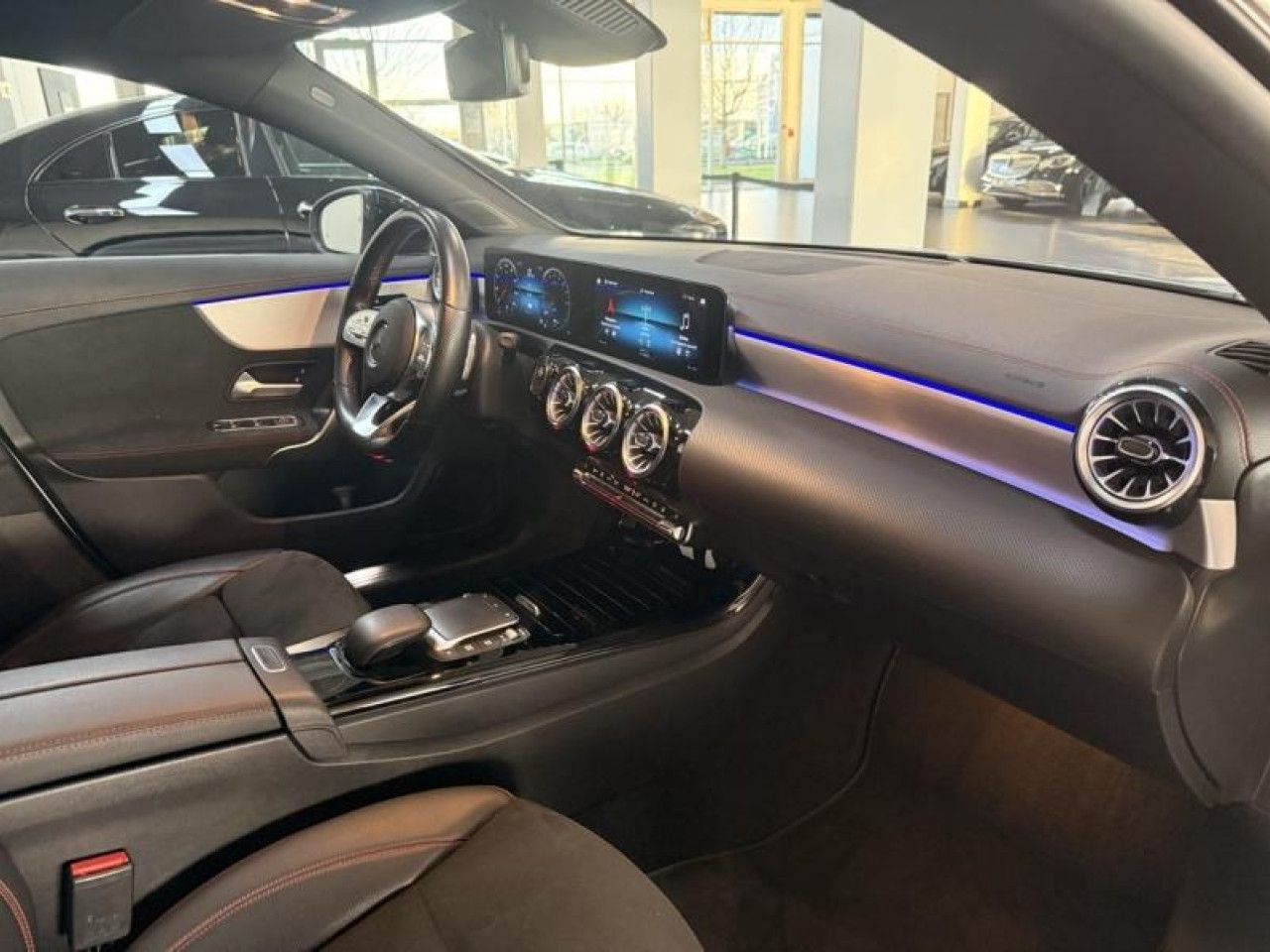 Photo du véhicule 11 / 18