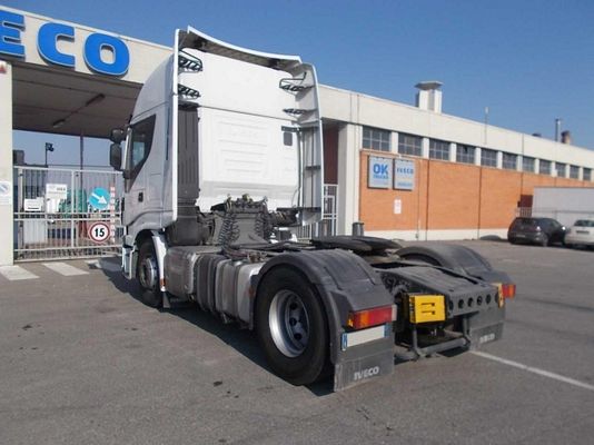 Vehicle image 4 / 7