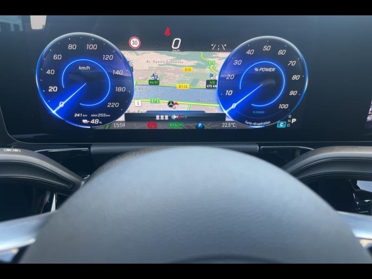 Photo du v&eacute;hicule 10 / 18