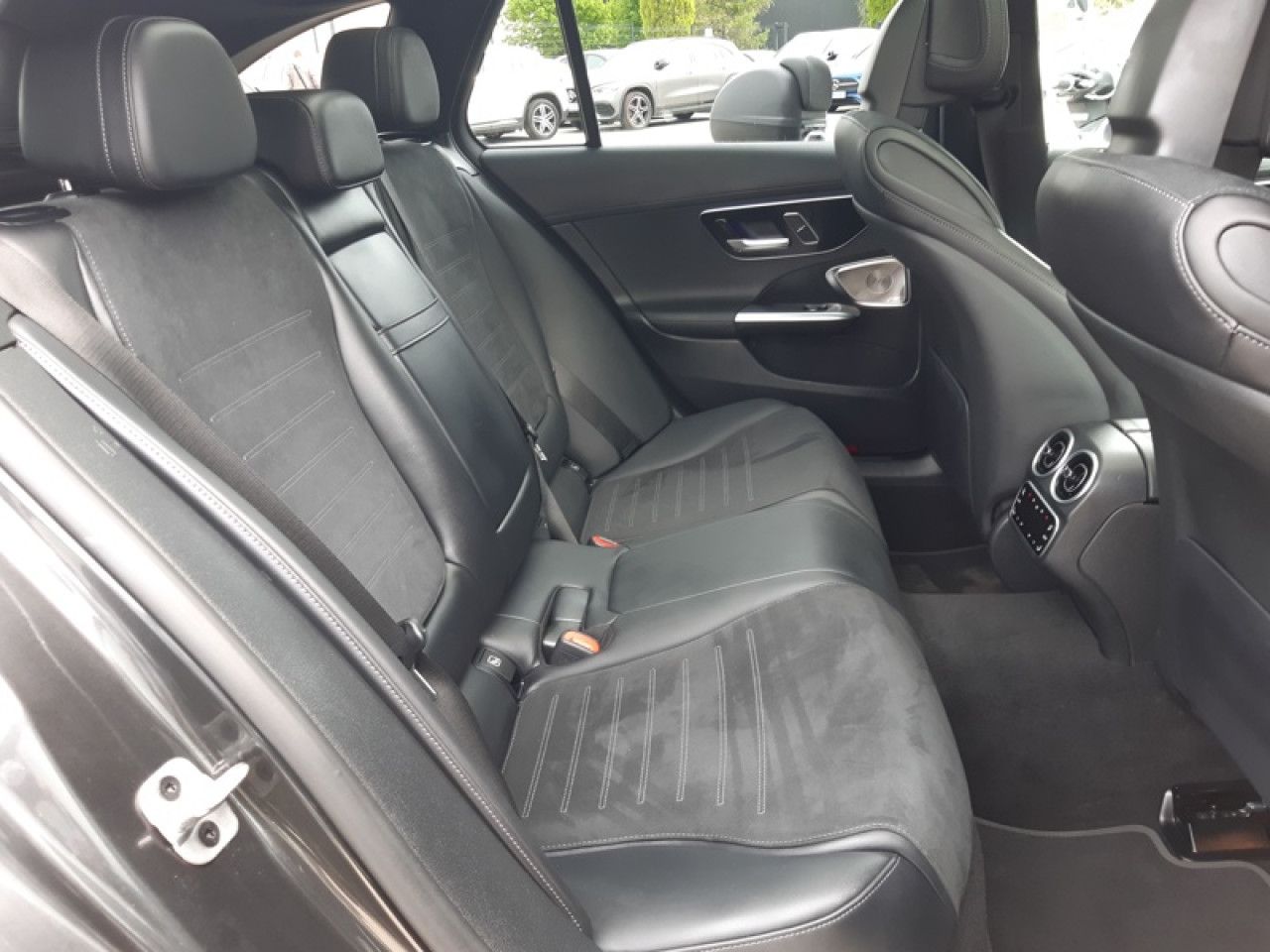 Photo du v&eacute;hicule 14 / 18