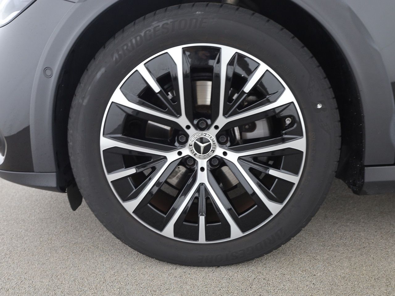 Mercedes-Benz E-Klasse – Bild 16