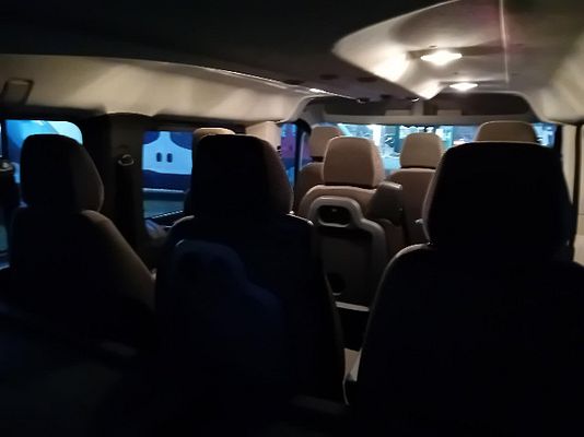 Vehicle image 6 / 14