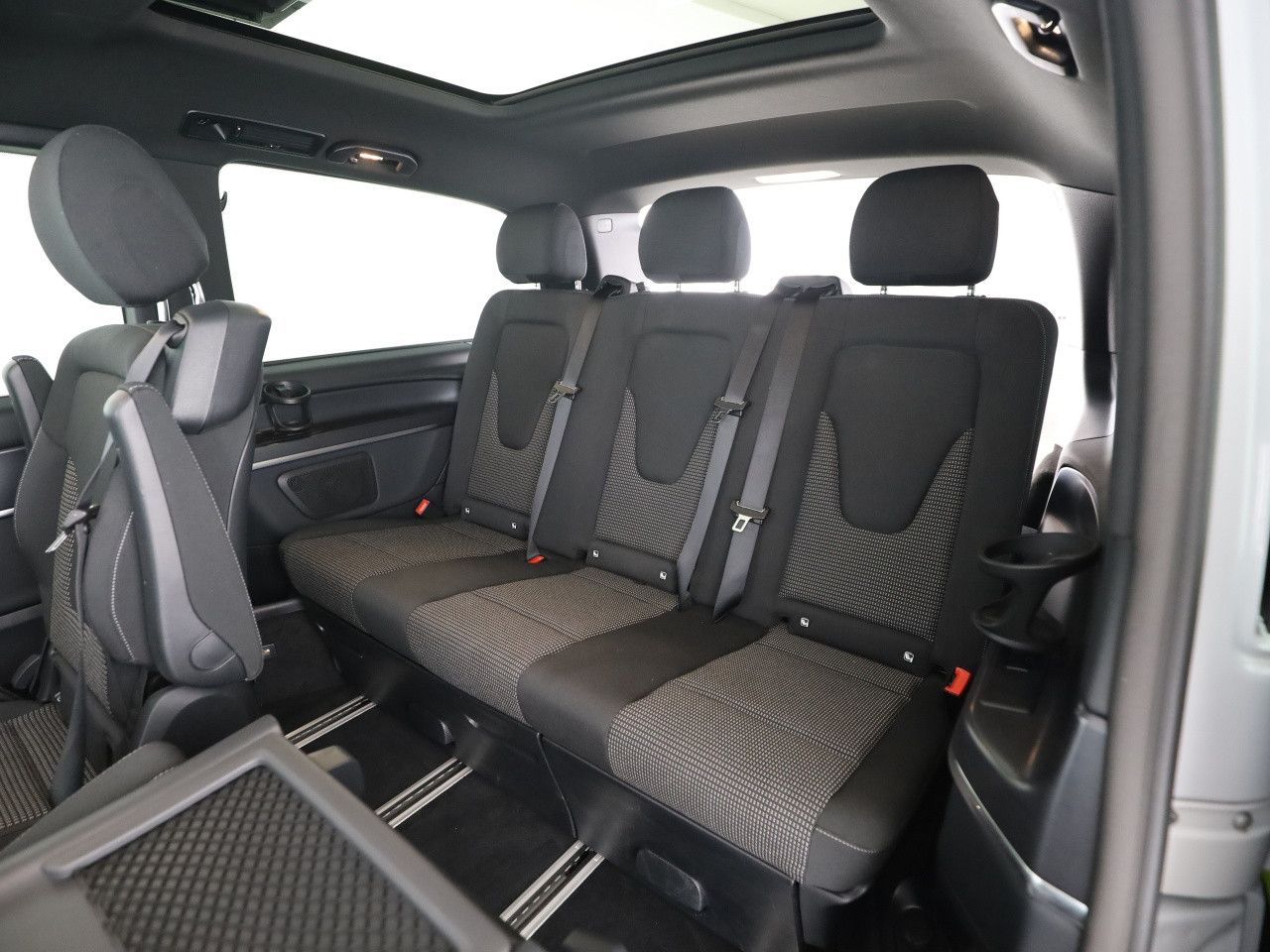 Mercedes-Benz EQV – Bild 22