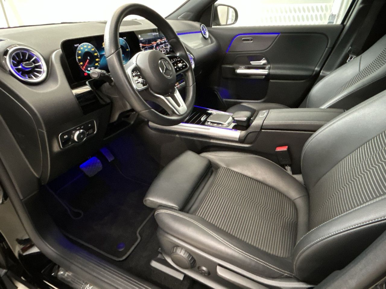 Fahrzeugbild 12 / 24