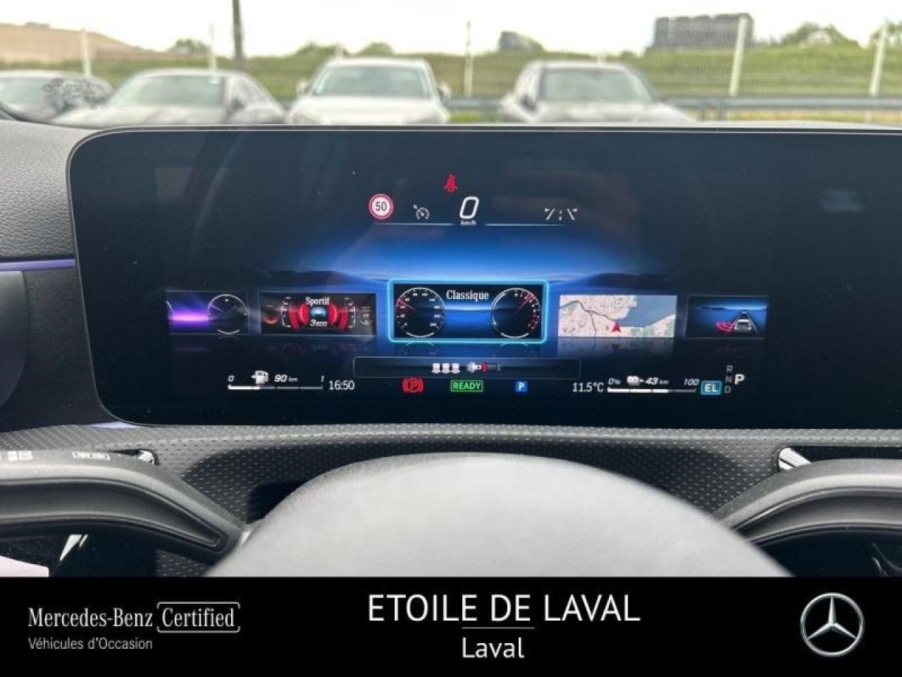 Photo du v&eacute;hicule 9 / 18