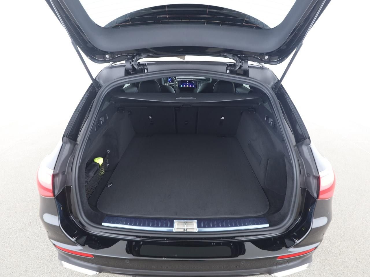 Mercedes-Benz E-Klasse – Bild 15