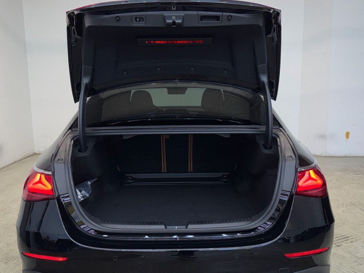 Mercedes-Benz E-Klasse – Bild 15