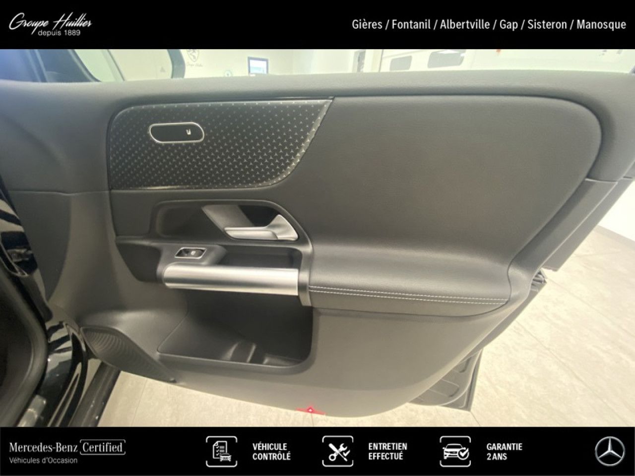 Photo du v&eacute;hicule 13 / 18