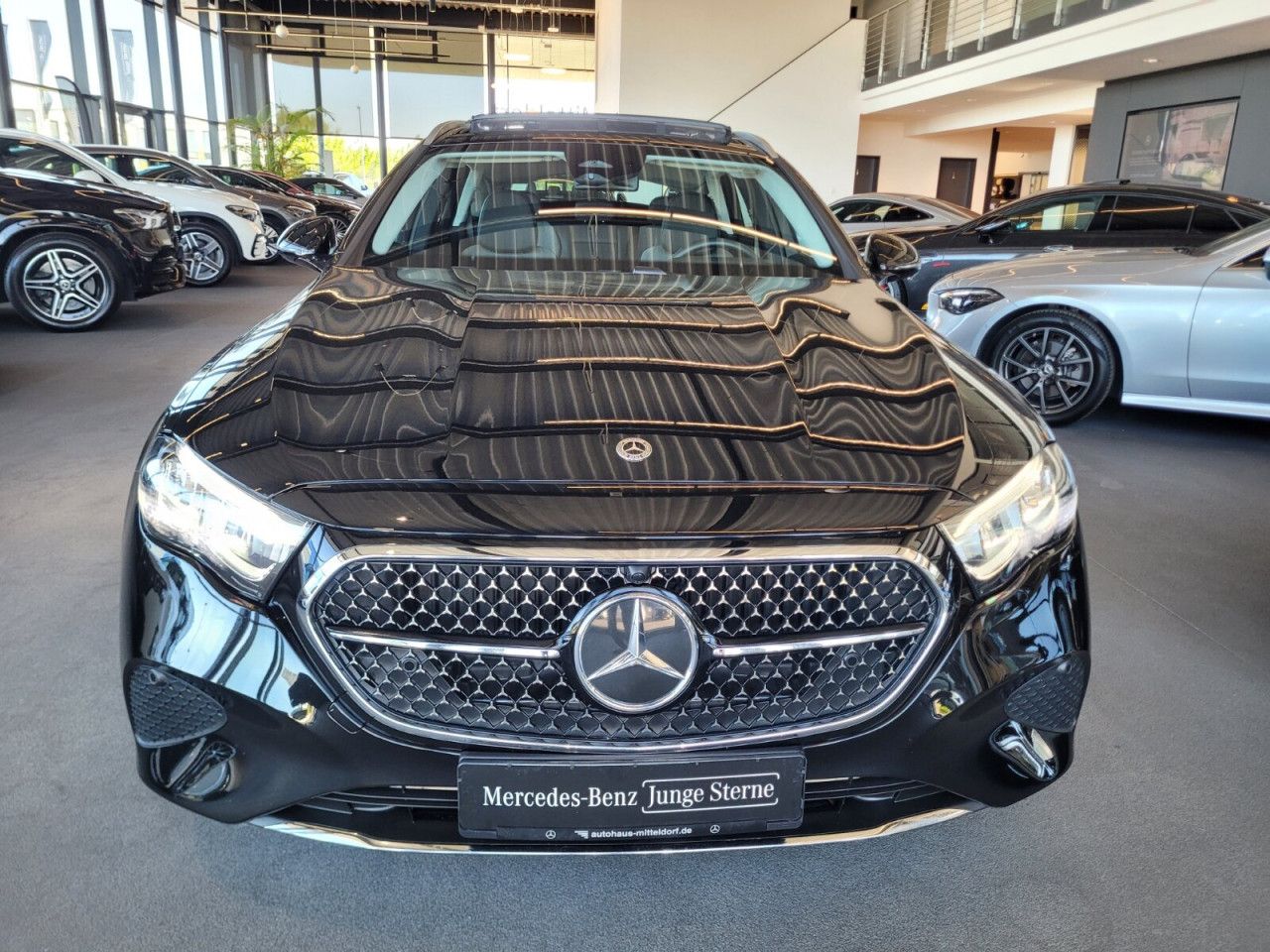 Mercedes-Benz E-Klasse – Bild 10