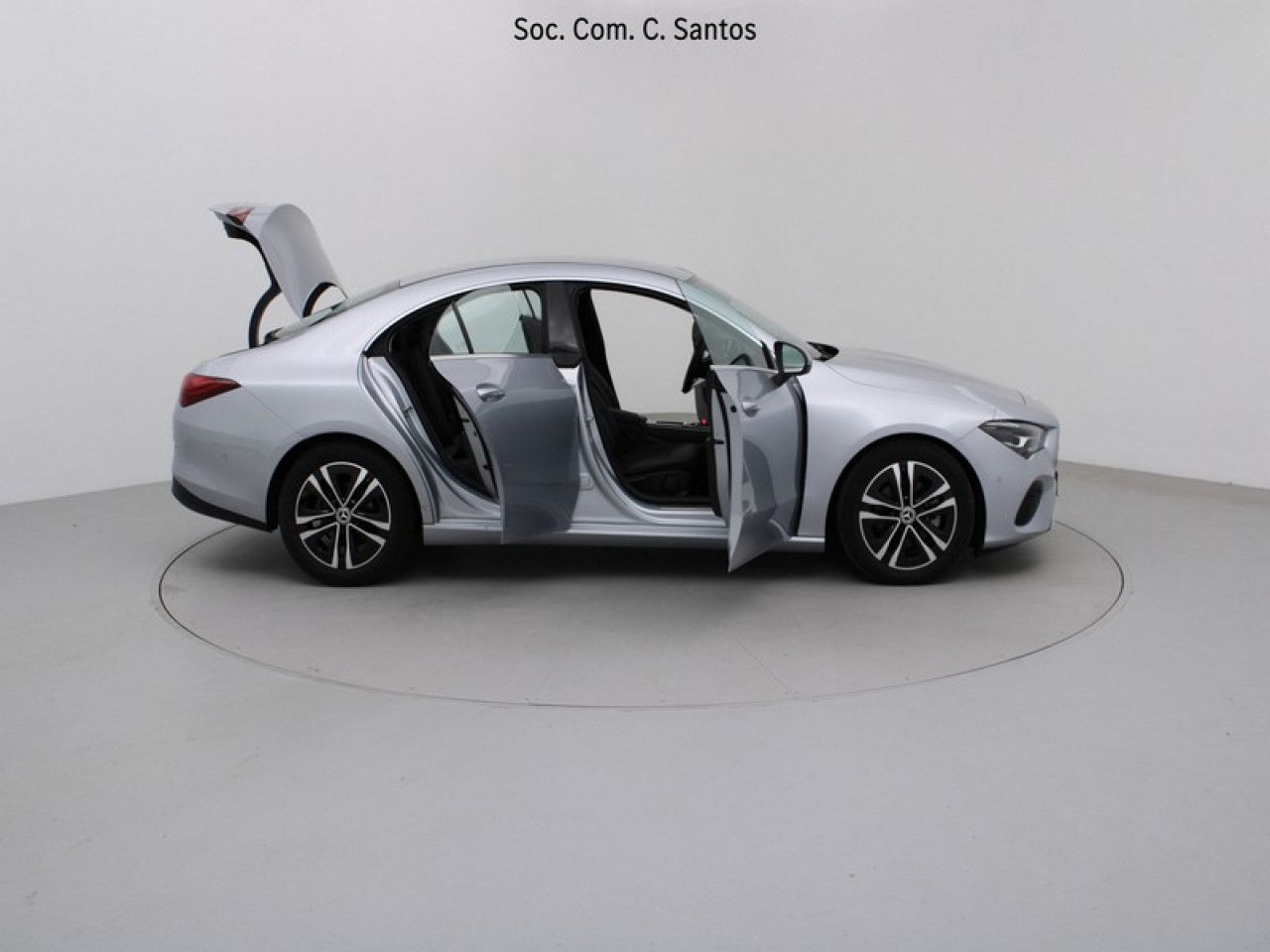 Imagem do veículo 12 / 18