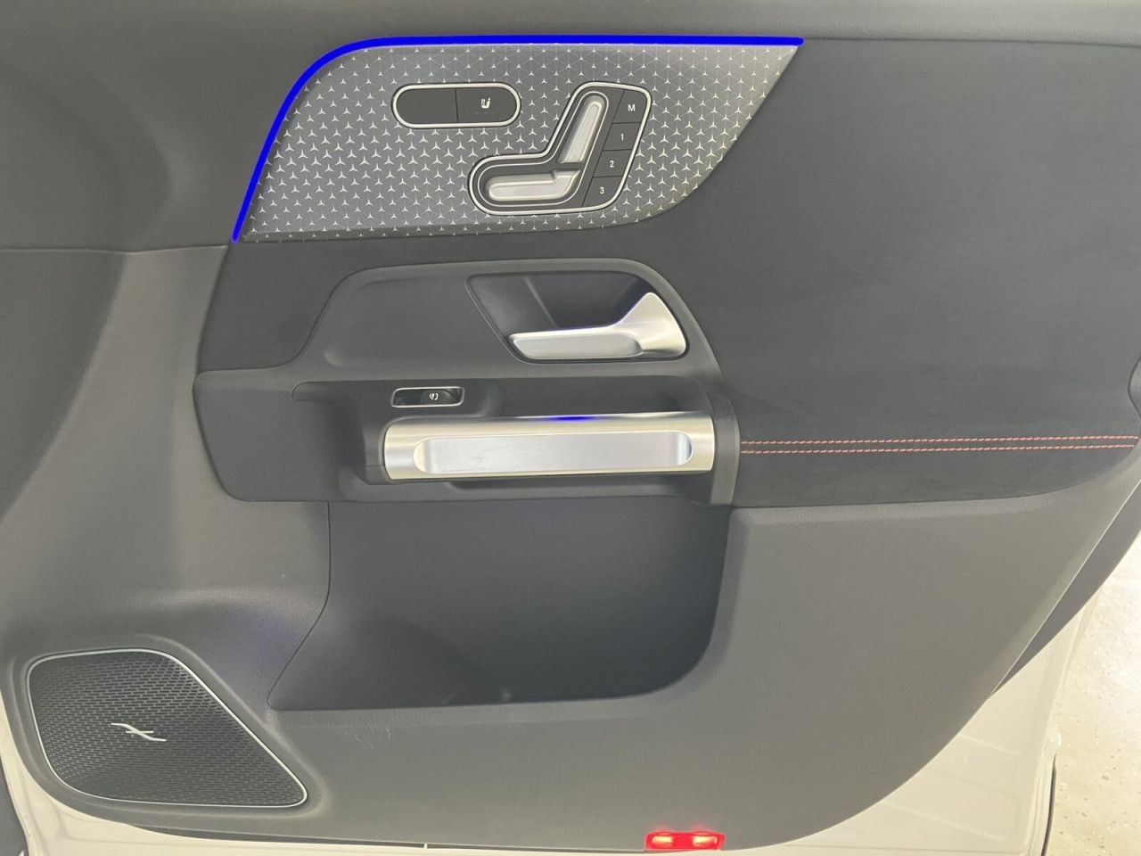 Mercedes-Benz EQB – Bild 17
