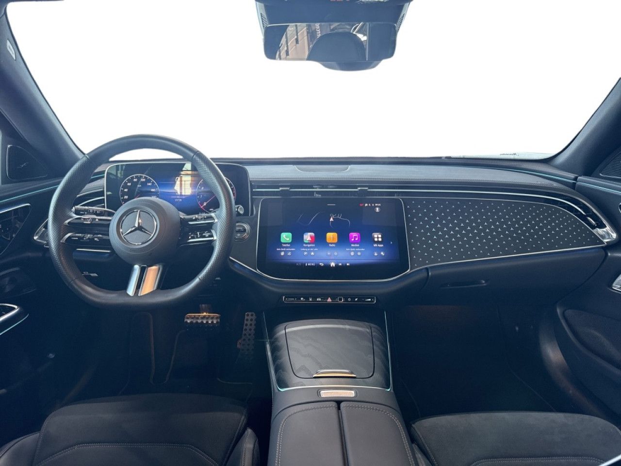 Mercedes-Benz E-Klasse – Bild 8
