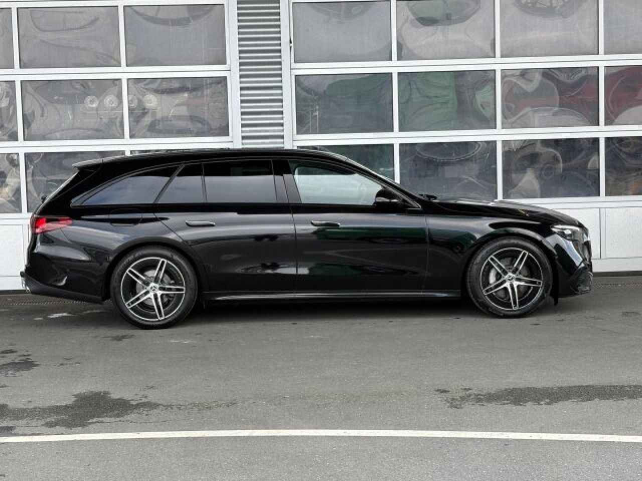 Mercedes-Benz E-Klasse – Bild 7