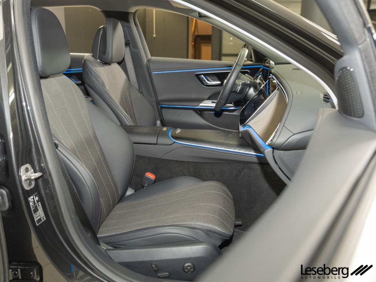 Mercedes-Benz E-Klasse – Bild 16