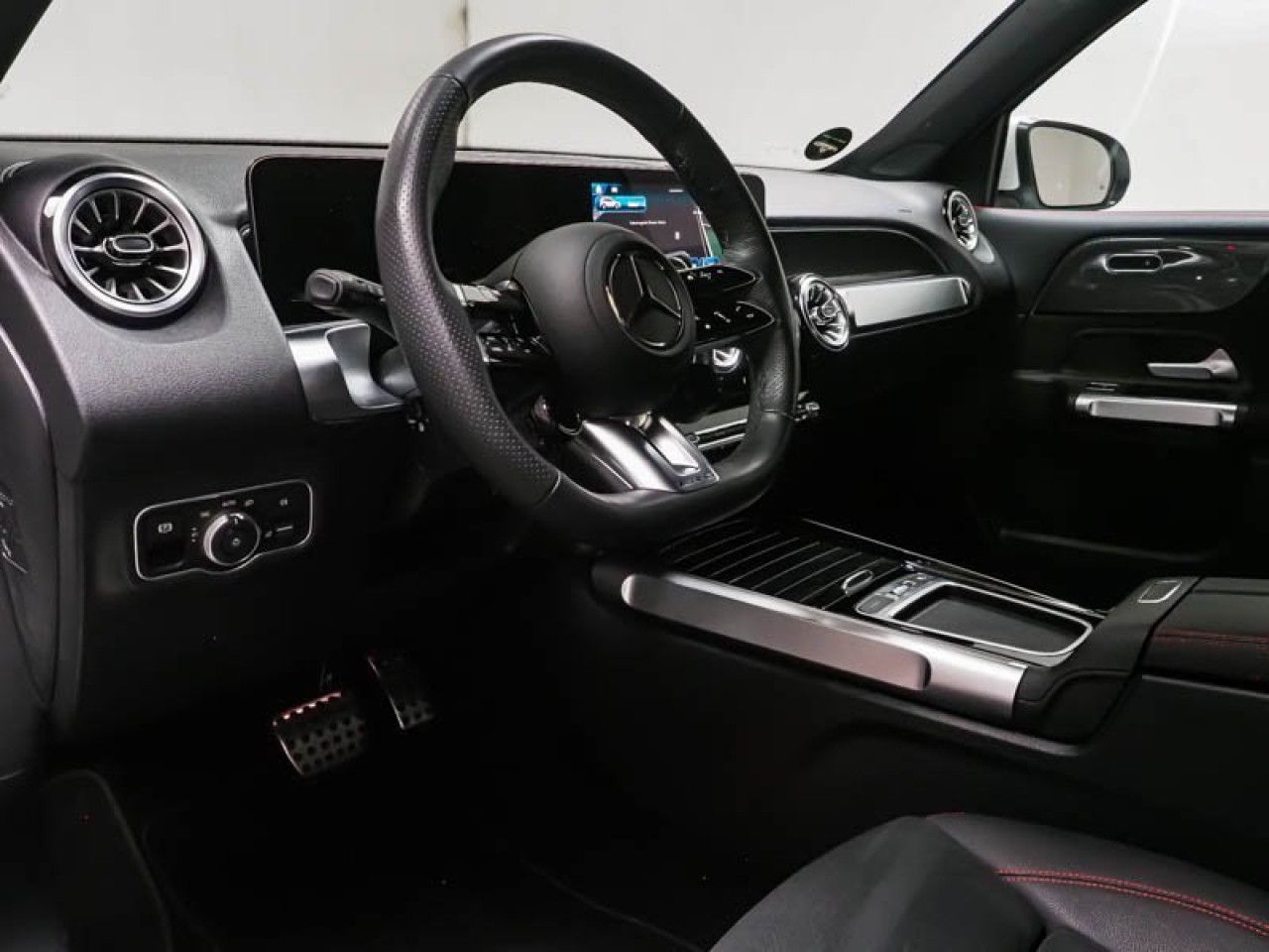 Mercedes-Benz GLB – Bild 11