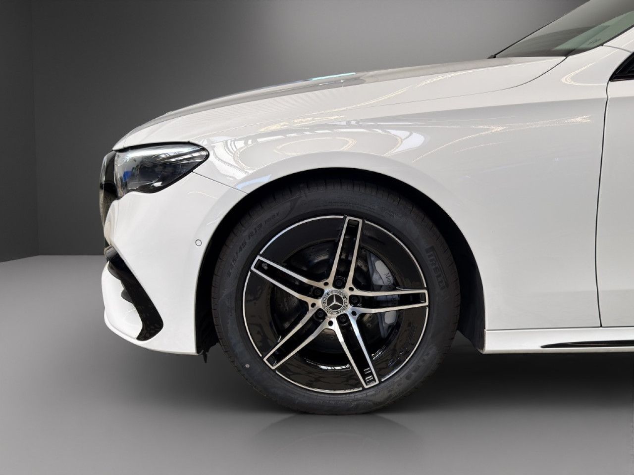 Mercedes-Benz E-Klasse – Bild 4