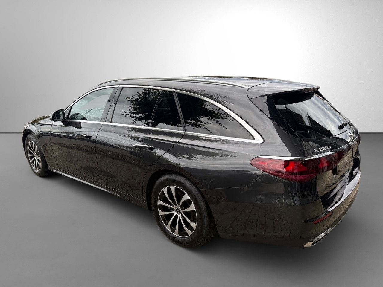 Mercedes-Benz E-Klasse – Bild 4