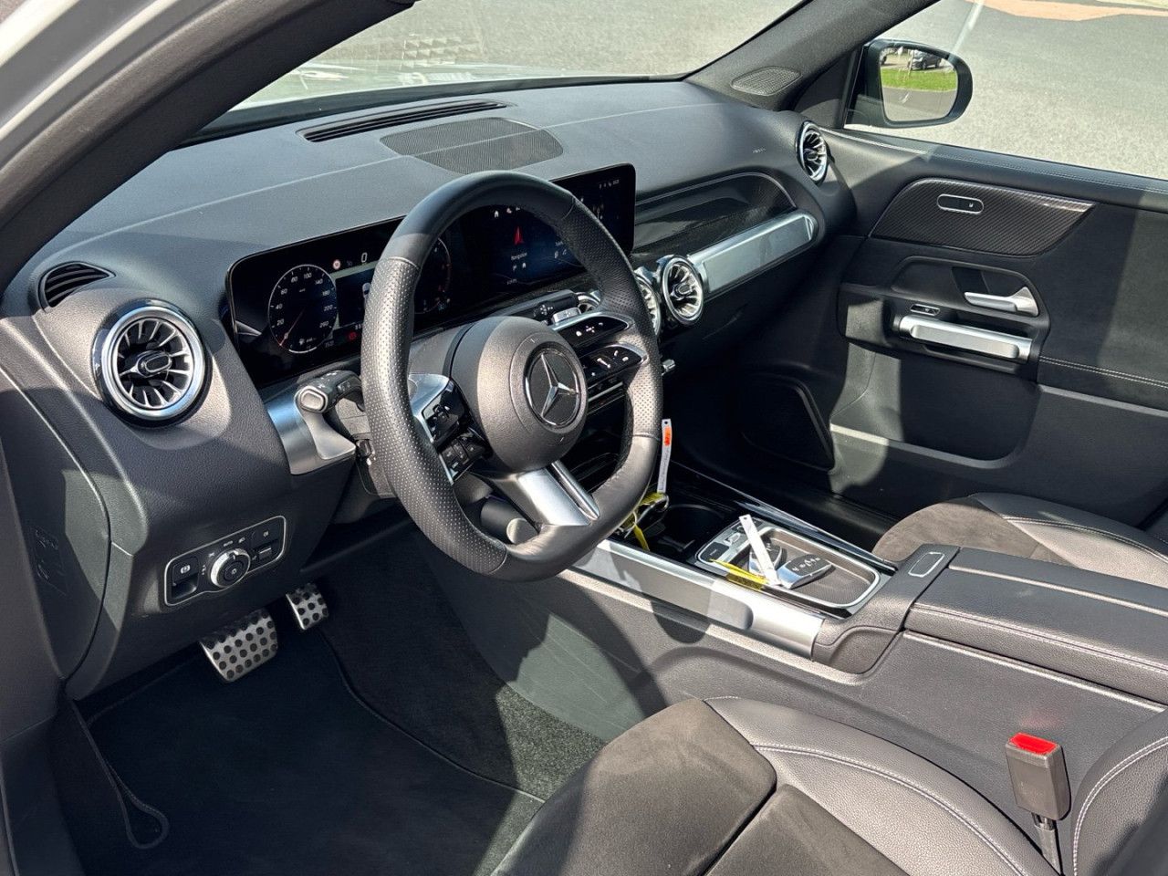 Mercedes-Benz GLB – Bild 16