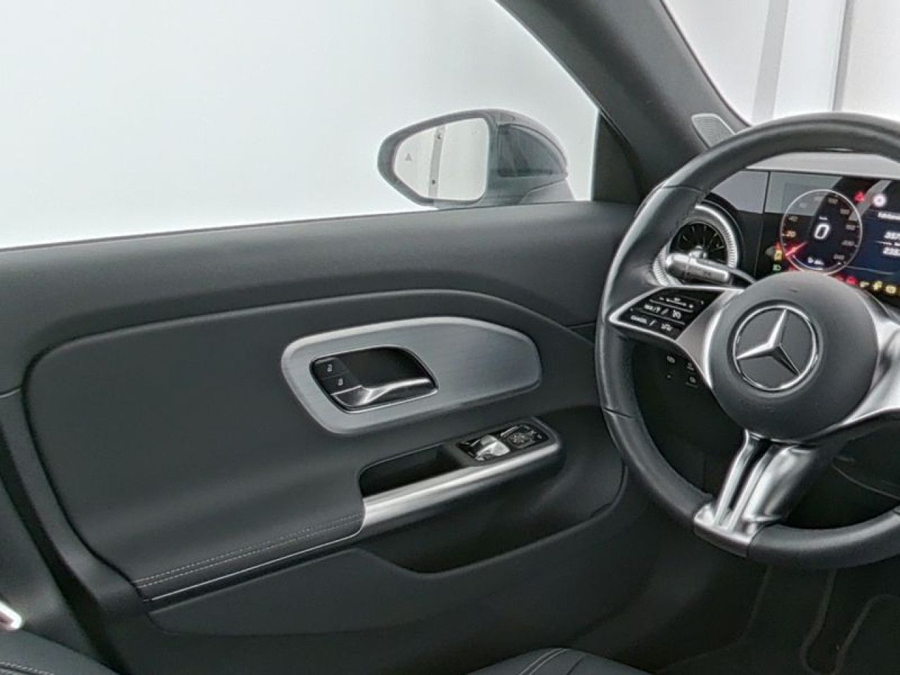 Mercedes-Benz CLA – Bild 8