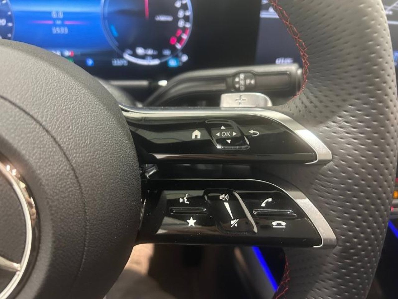 Photo du v&eacute;hicule 12 / 18