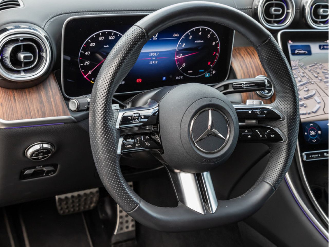 Mercedes-Benz GLC – Bild 24