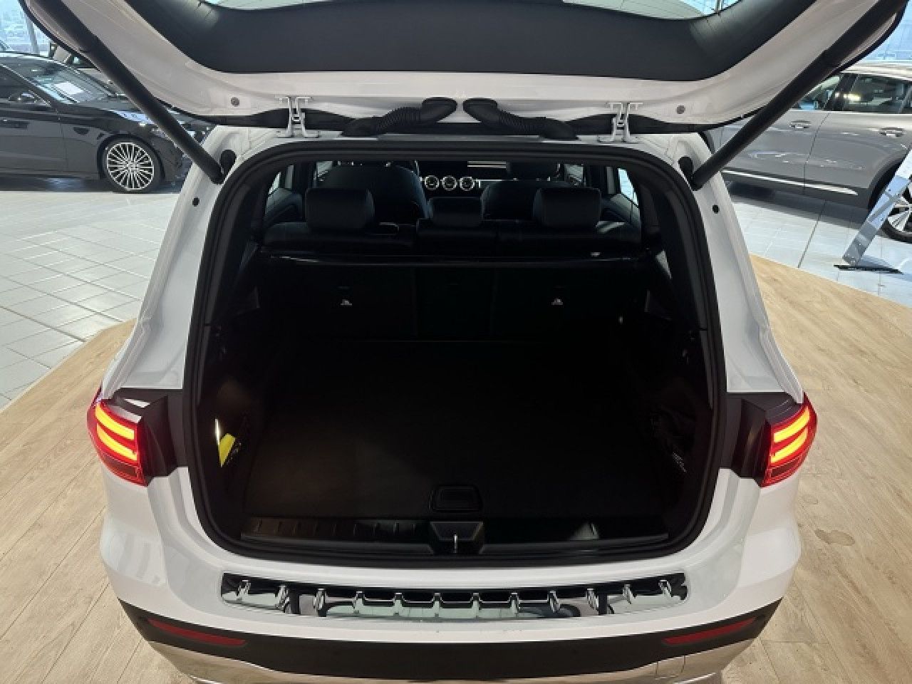 Mercedes-Benz GLB – Bild 8