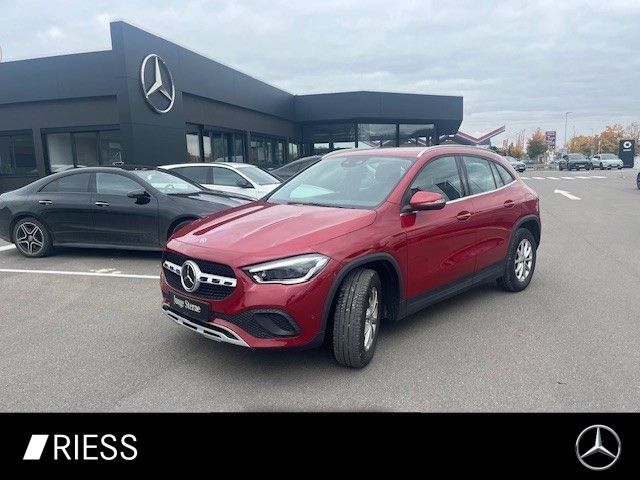 Mercedes-Benz GLA 220 Style